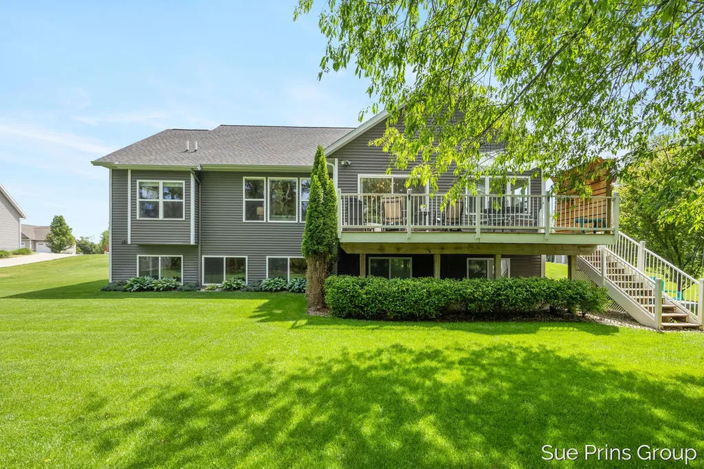 8429 Pinecroft Court Blendon Township MI 49426