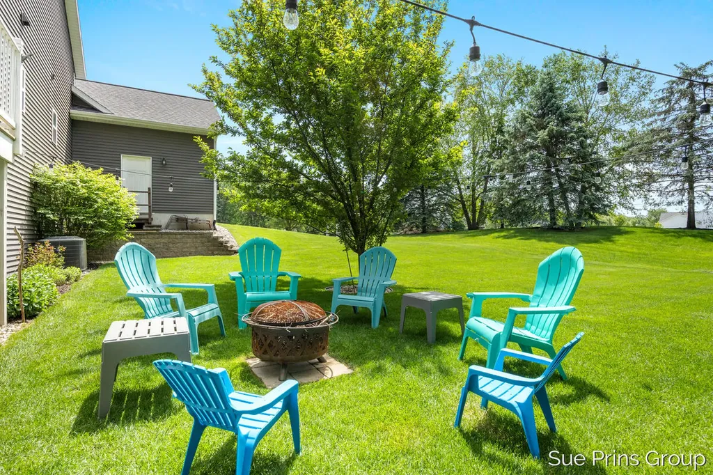 8429 Pinecroft Court Blendon Township MI 49426