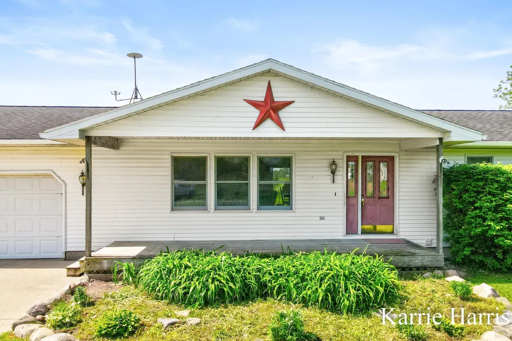 6048 S Cedar Lake Road SE Bushnell Township MI 48884