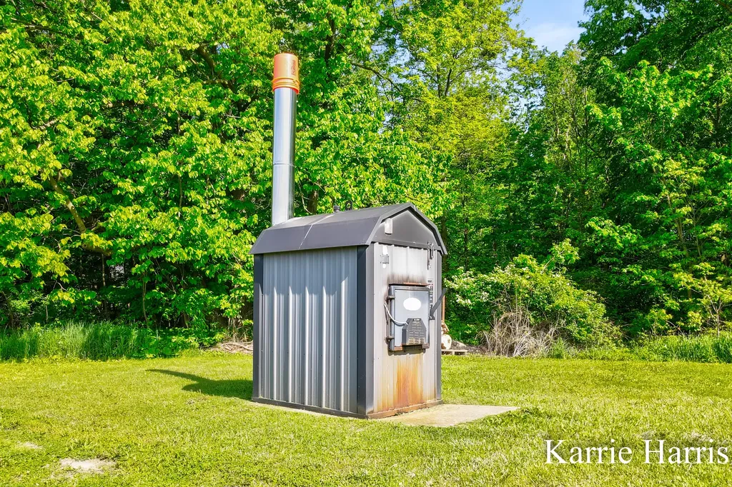 6048 S Cedar Lake Road SE Bushnell Township MI 48884