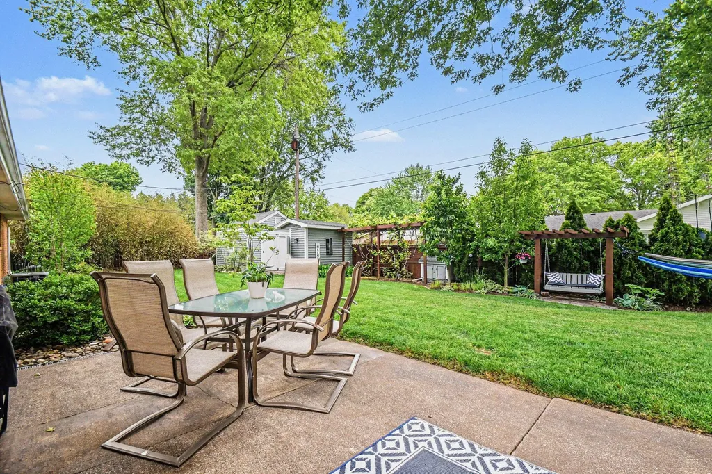 1576 S Bonny Bruce Drive Lincoln Charter Township MI 49127
