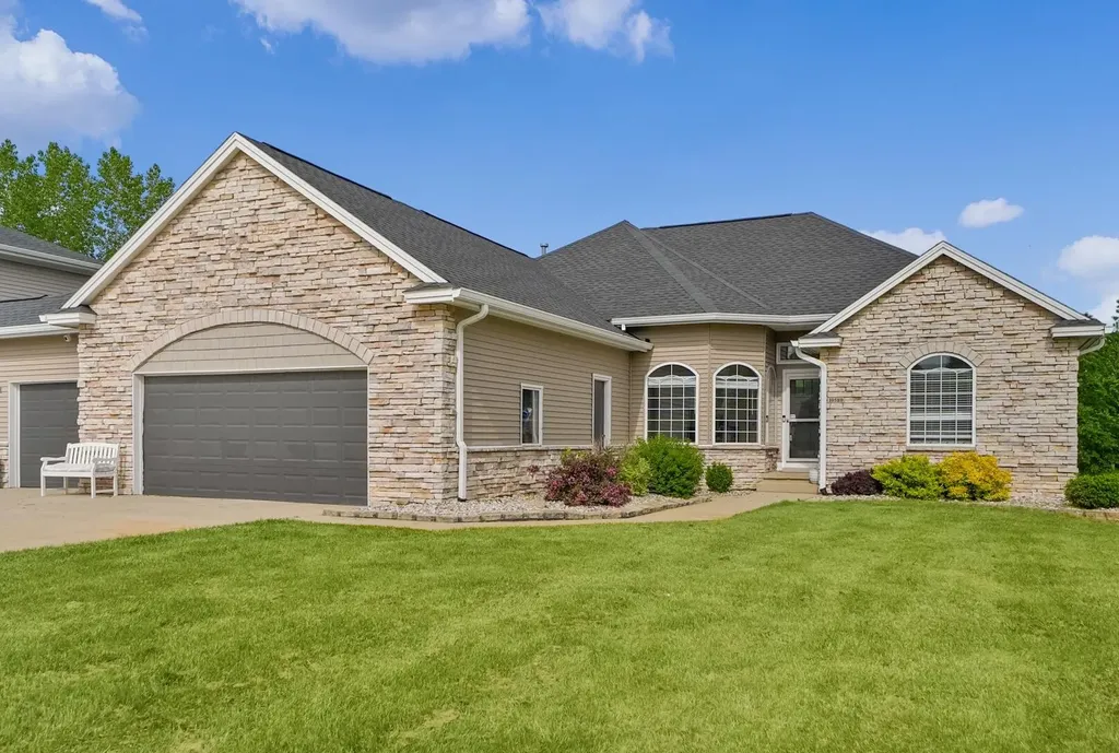 10580 Stirrup Drive Gaines Charter Township MI 49316