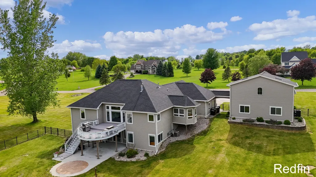 10580 Stirrup Drive Gaines Charter Township MI 49316