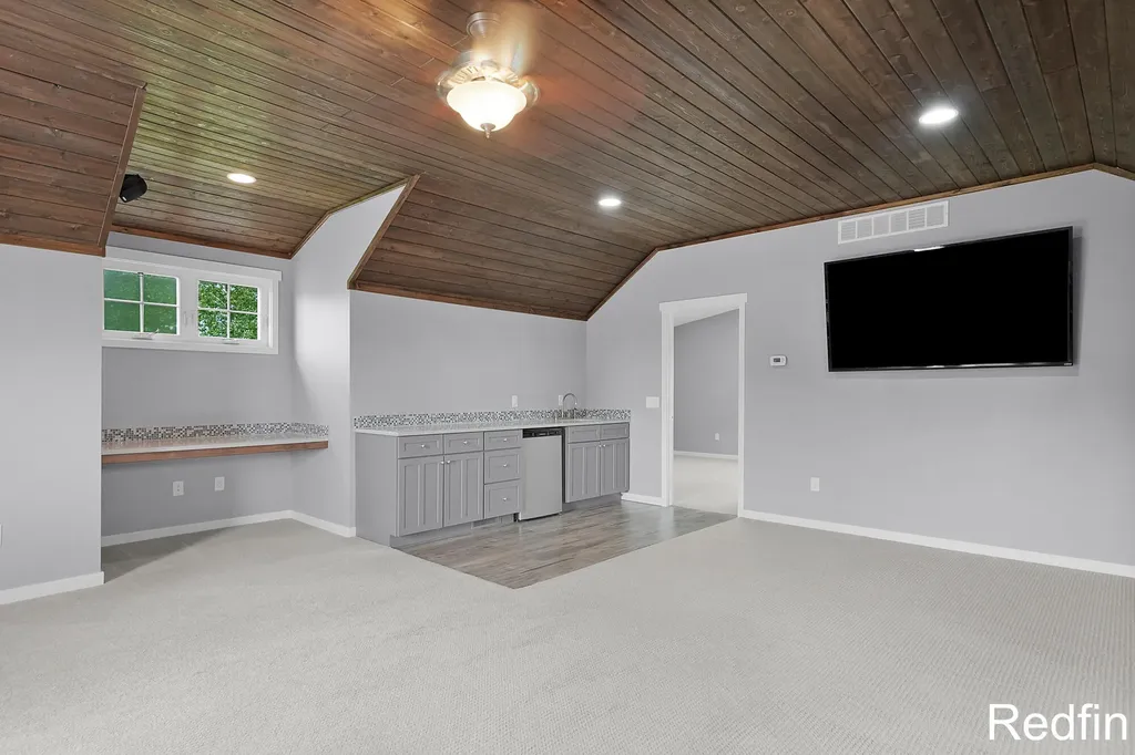 10580 Stirrup Drive Gaines Charter Township MI 49316
