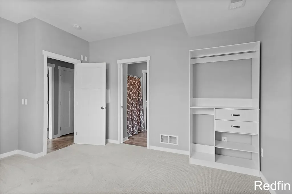 10580 Stirrup Drive Gaines Charter Township MI 49316