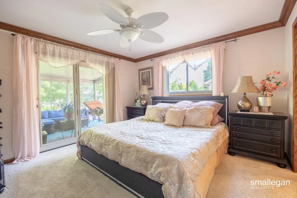 4213 Redbush Drive SW Grandville City MI 49418