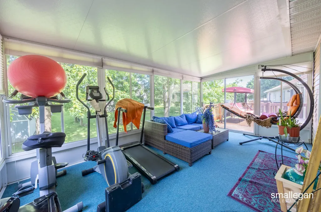 4213 Redbush Drive SW Grandville City MI 49418