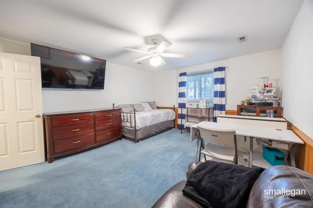 4213 Redbush Drive SW Grandville City MI 49418