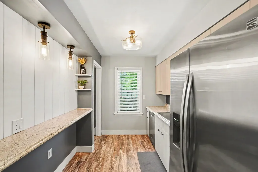 1831 Diamond Avenue NE Grand Rapids City MI 49505