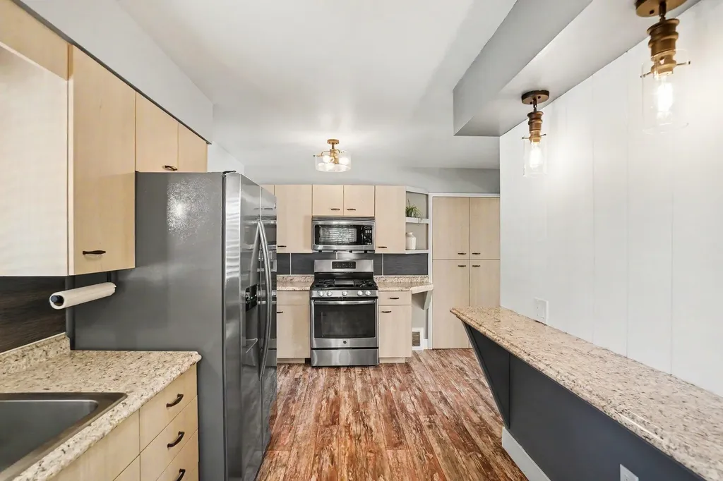 1831 Diamond Avenue NE Grand Rapids City MI 49505
