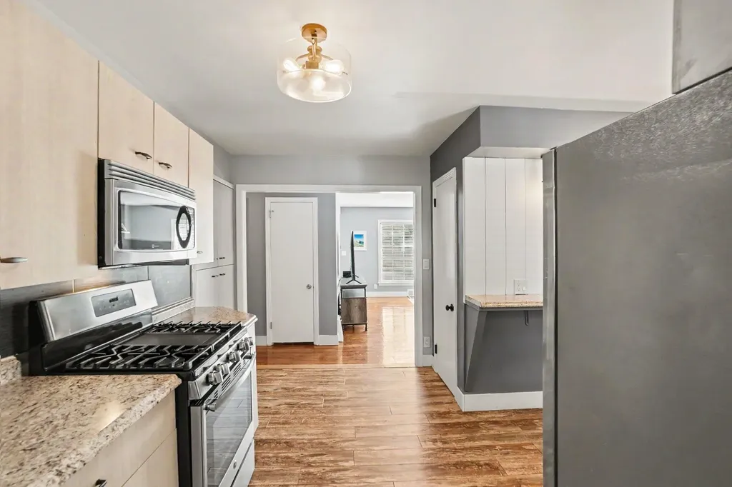 1831 Diamond Avenue NE Grand Rapids City MI 49505