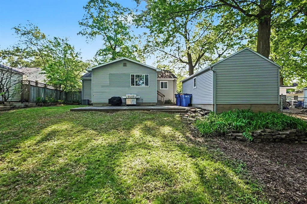 1831 Diamond Avenue NE Grand Rapids City MI 49505