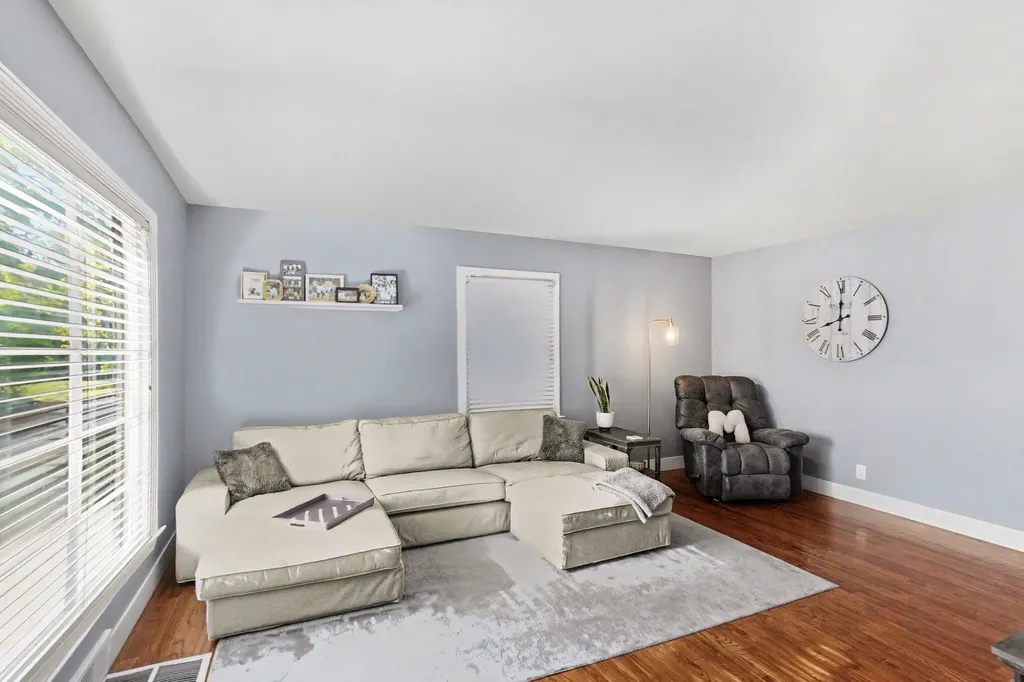 1831 Diamond Avenue NE Grand Rapids City MI 49505