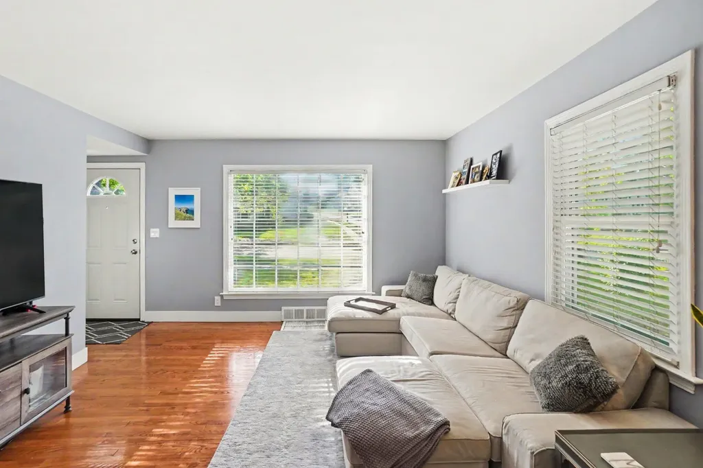 1831 Diamond Avenue NE Grand Rapids City MI 49505