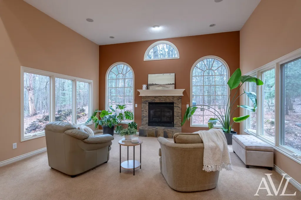 6250 Cannon Highlands Drive NE Cannon Township MI 49306