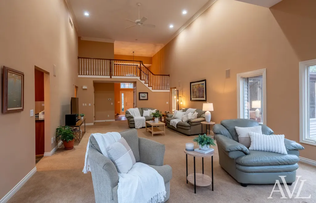 6250 Cannon Highlands Drive NE Cannon Township MI 49306