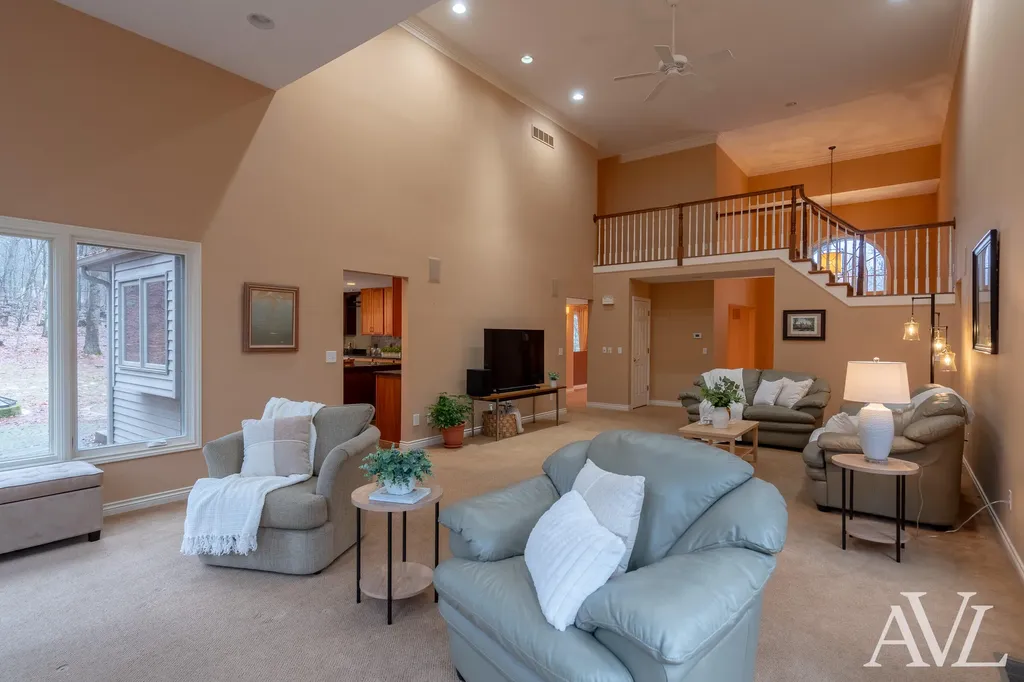 6250 Cannon Highlands Drive NE Cannon Township MI 49306