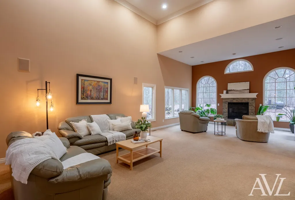 6250 Cannon Highlands Drive NE Cannon Township MI 49306
