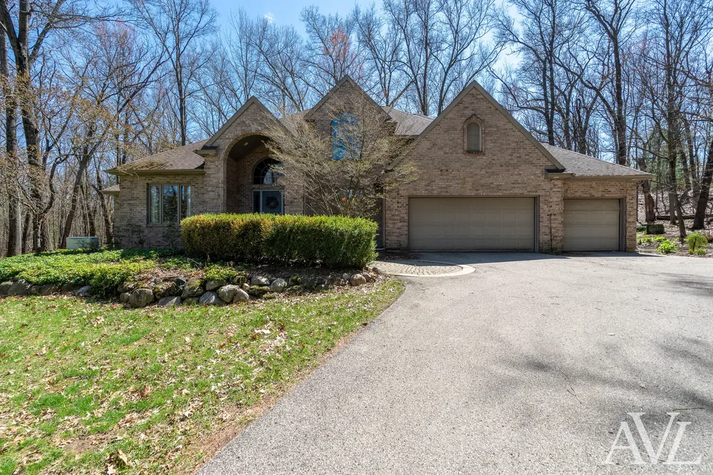 6250 Cannon Highlands Drive NE Cannon Township MI 49306