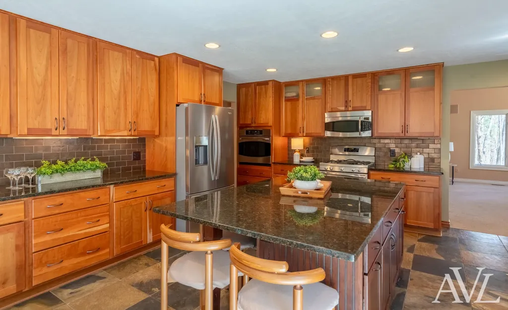 6250 Cannon Highlands Drive NE Cannon Township MI 49306