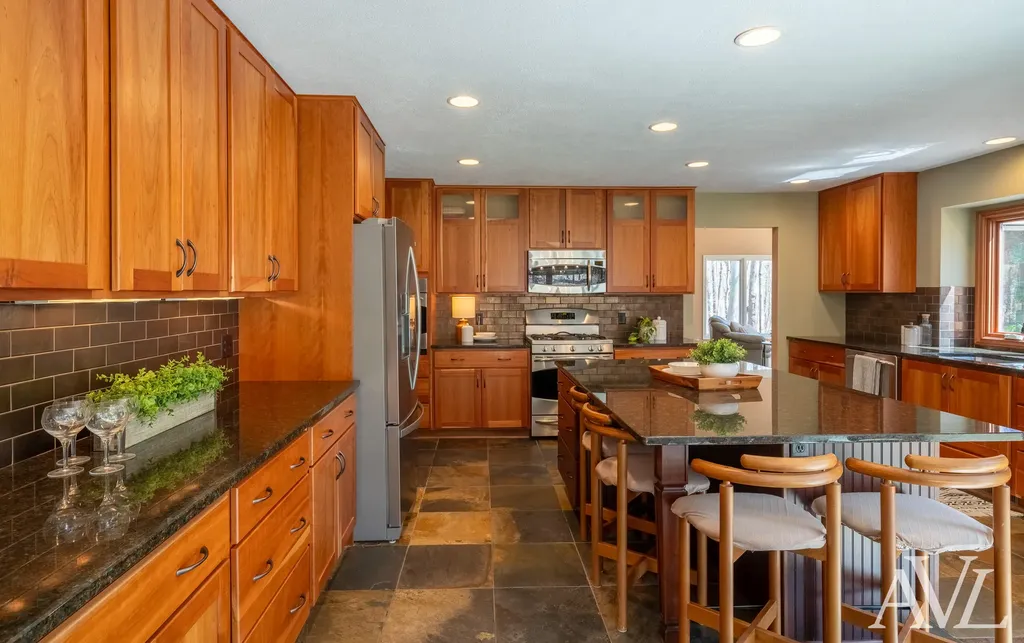6250 Cannon Highlands Drive NE Cannon Township MI 49306