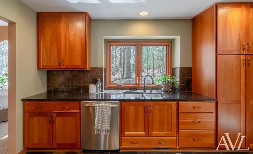 6250 Cannon Highlands Drive NE Cannon Township MI 49306