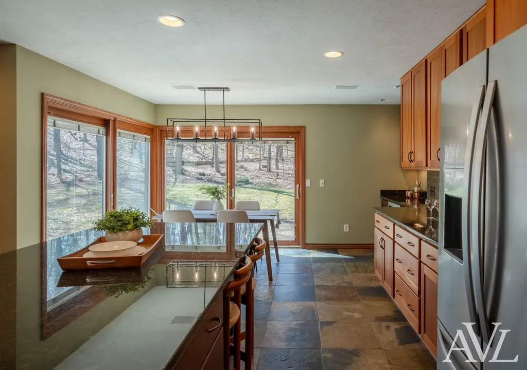 6250 Cannon Highlands Drive NE Cannon Township MI 49306