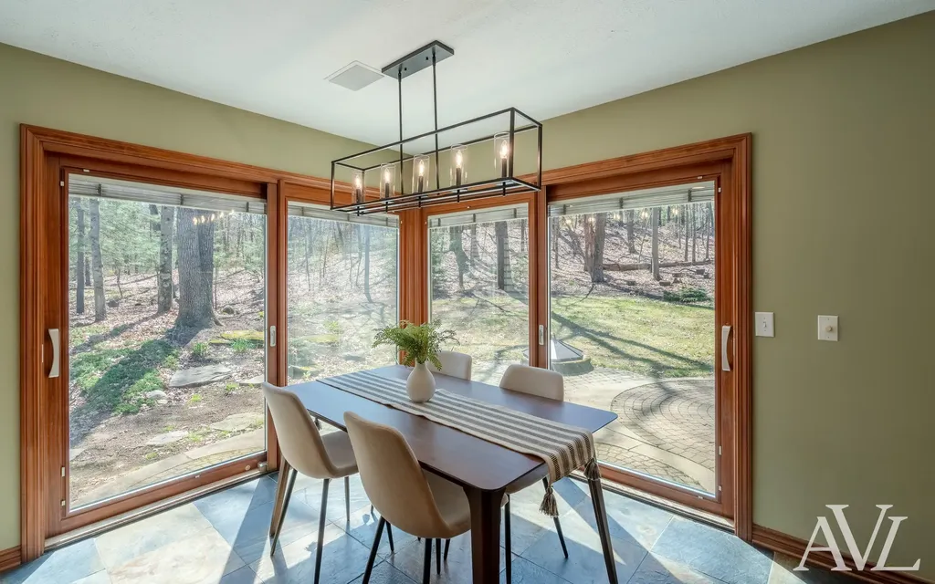 6250 Cannon Highlands Drive NE Cannon Township MI 49306
