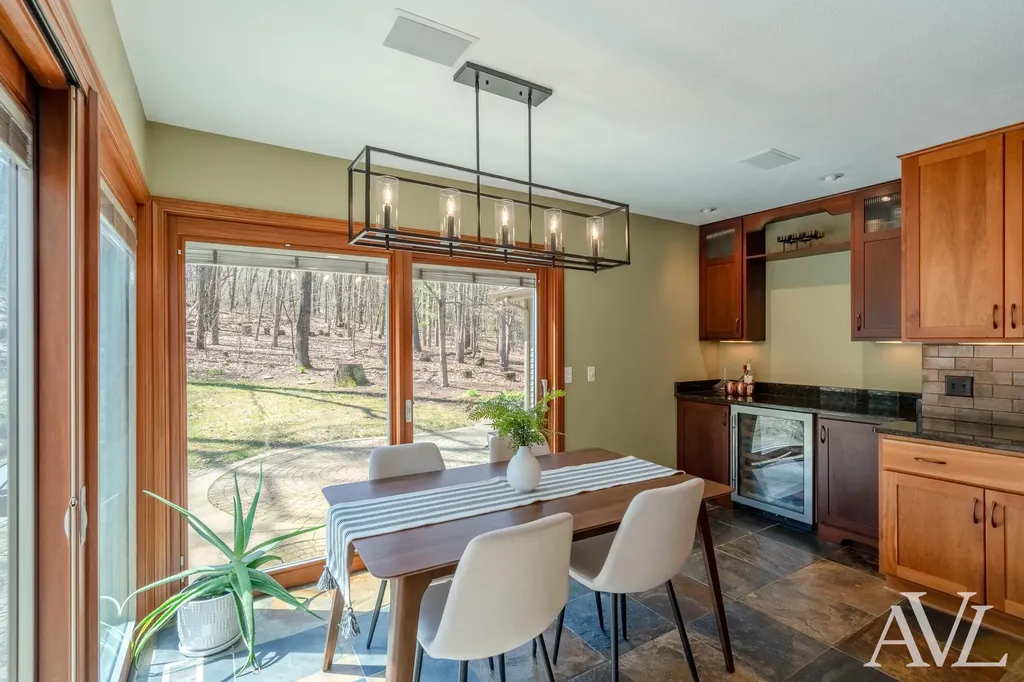 6250 Cannon Highlands Drive NE Cannon Township MI 49306