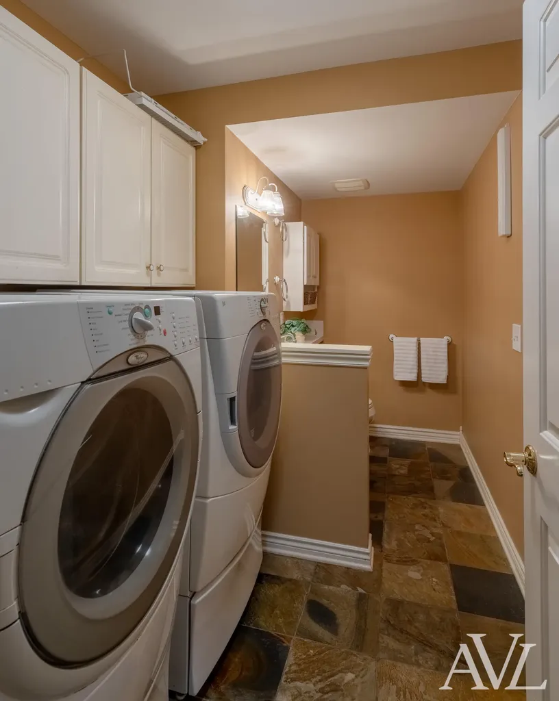 6250 Cannon Highlands Drive NE Cannon Township MI 49306