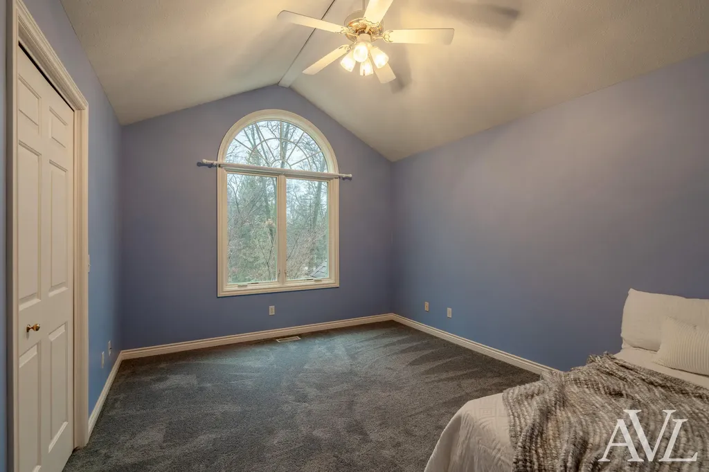 6250 Cannon Highlands Drive NE Cannon Township MI 49306