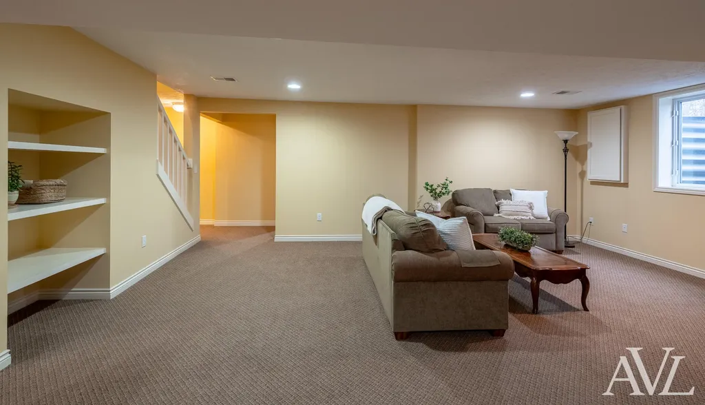 6250 Cannon Highlands Drive NE Cannon Township MI 49306