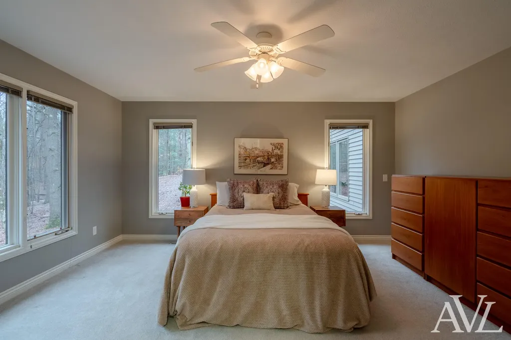 6250 Cannon Highlands Drive NE Cannon Township MI 49306