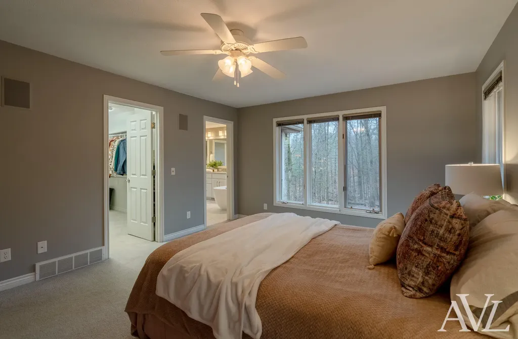 6250 Cannon Highlands Drive NE Cannon Township MI 49306