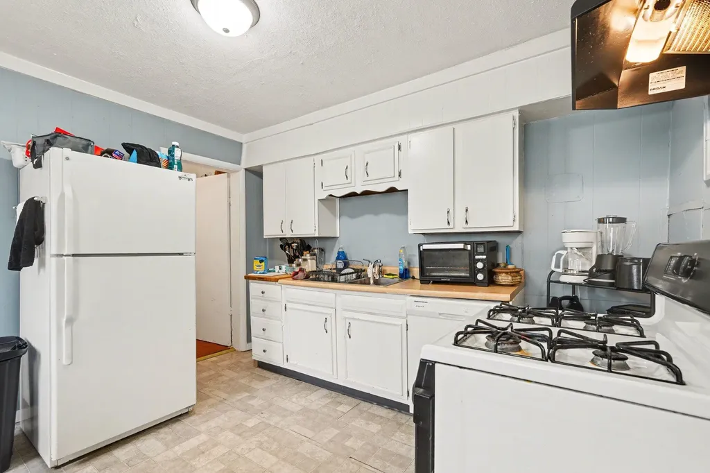 850 3rd Street NW Grand Rapids City MI 49504