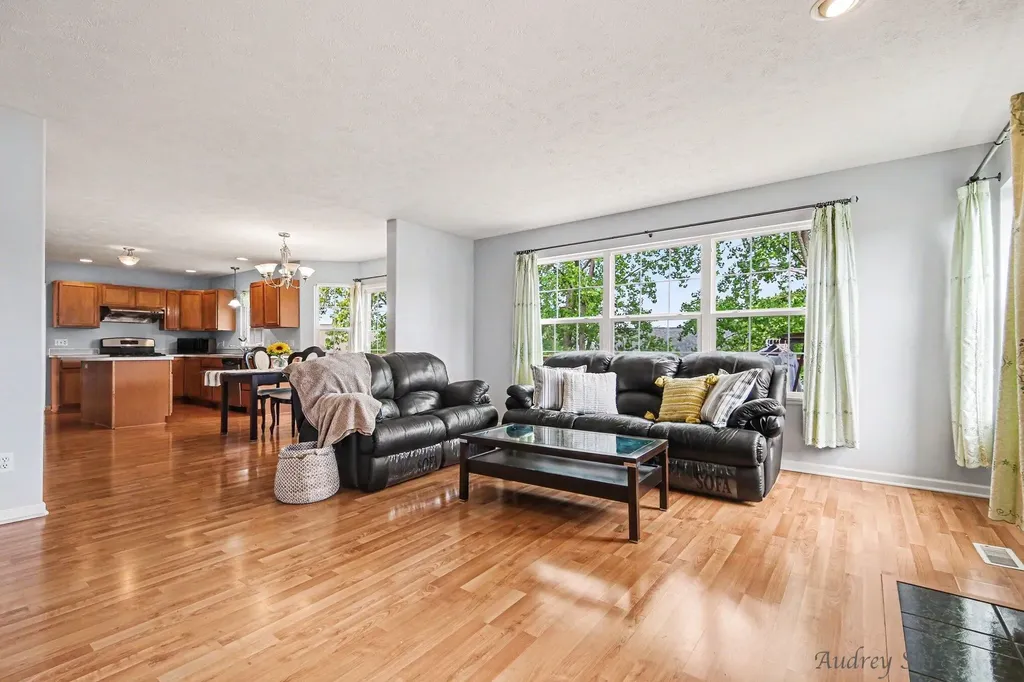 5495 Lilly Court Wyoming City MI 49509