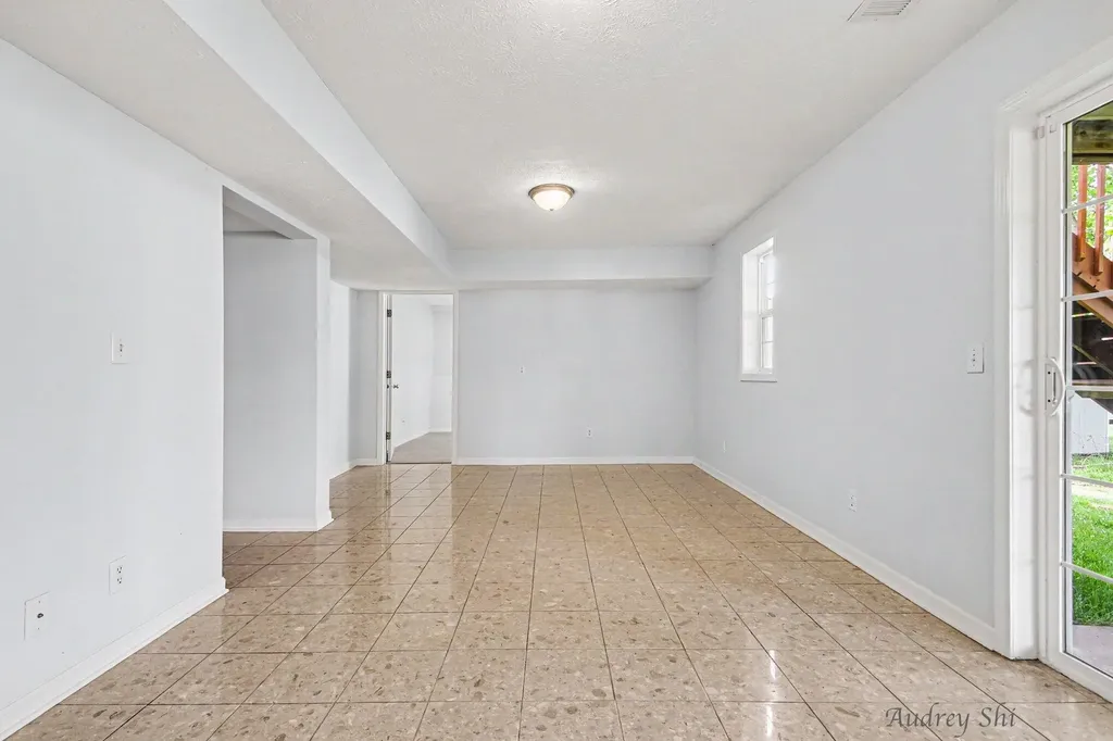 5495 Lilly Court Wyoming City MI 49509