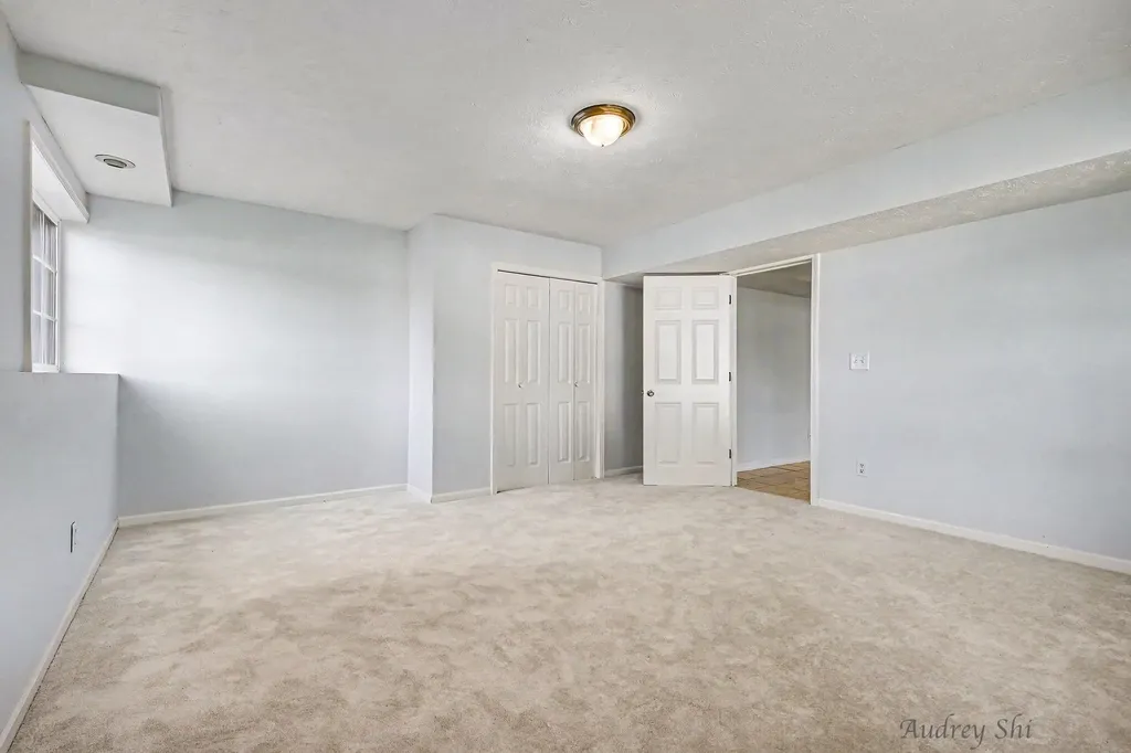 5495 Lilly Court Wyoming City MI 49509