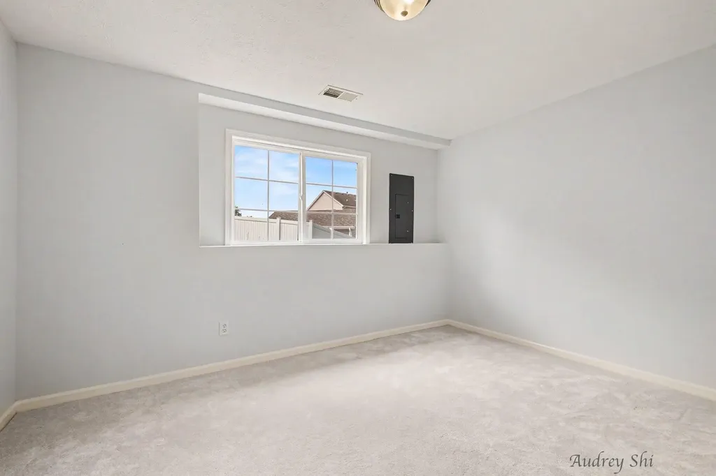 5495 Lilly Court Wyoming City MI 49509