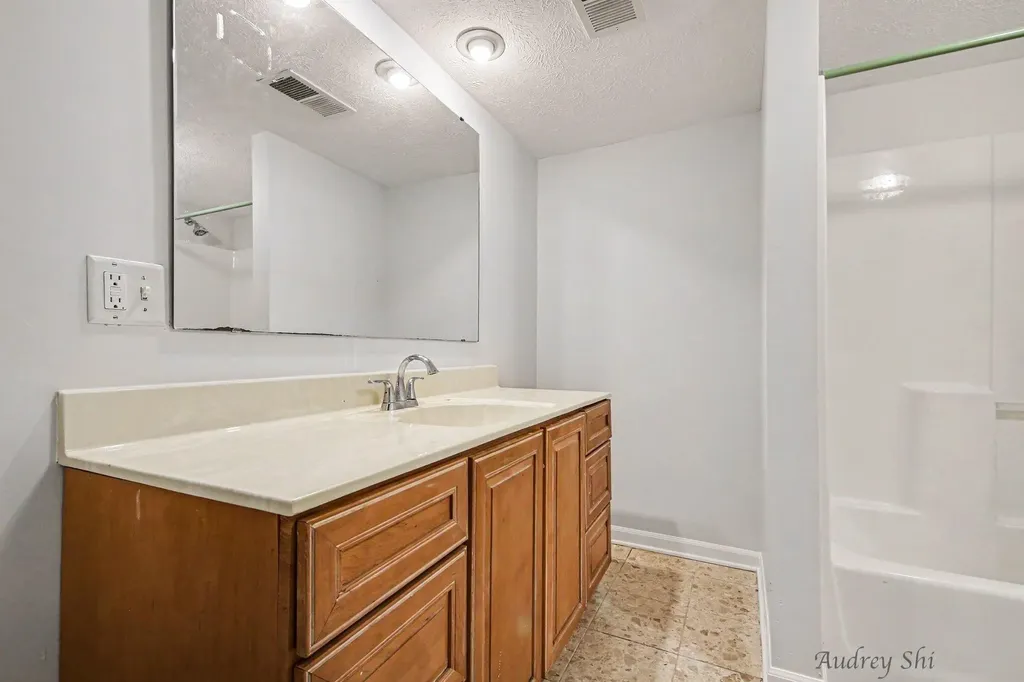 5495 Lilly Court Wyoming City MI 49509