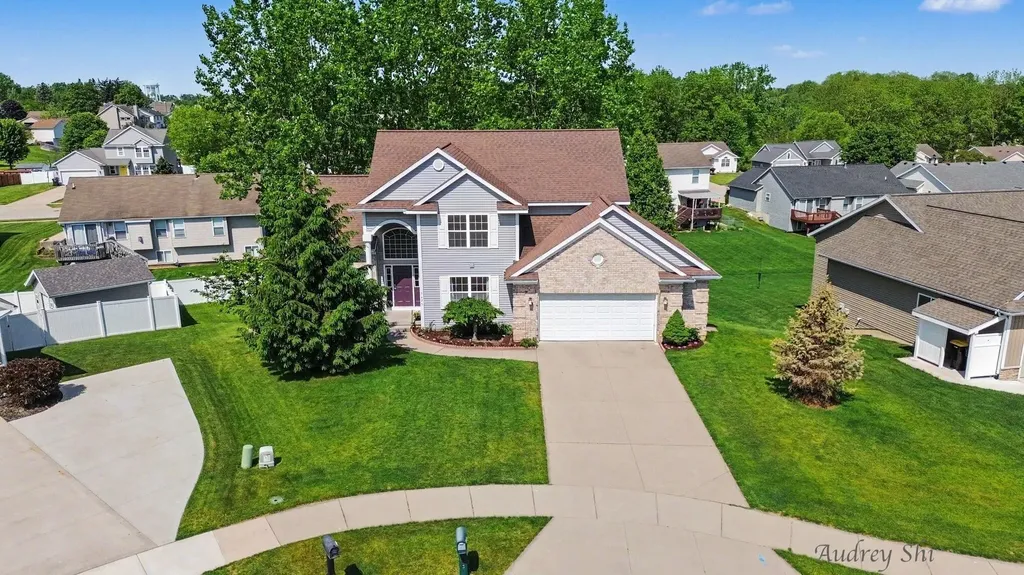 5495 Lilly Court Wyoming City MI 49509