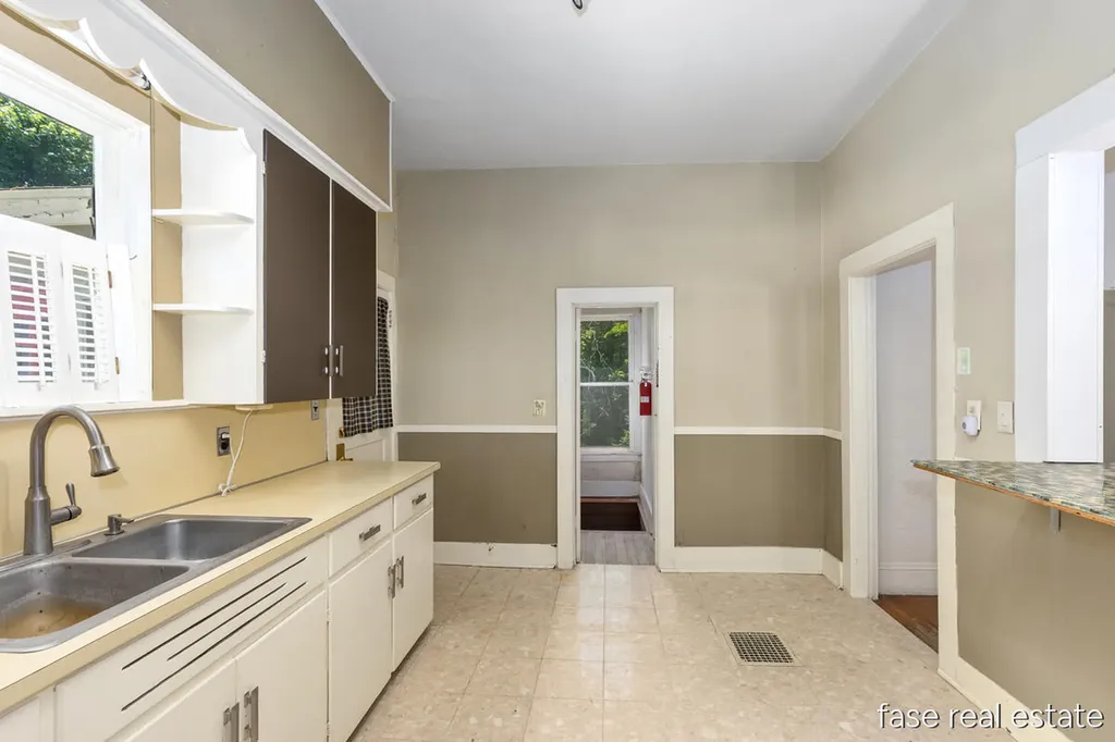 601 S Franklin Street Greenville City MI 48838