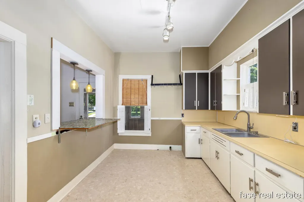 601 S Franklin Street Greenville City MI 48838