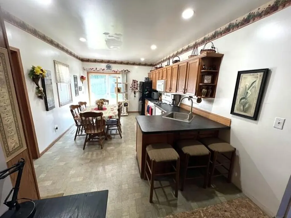 709 Oak Avenue Muskegon City MI 49442