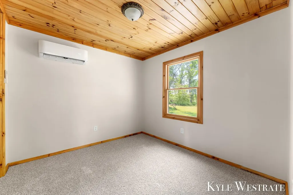 79 Sundago Park Street Hastings Charter Township MI 49058