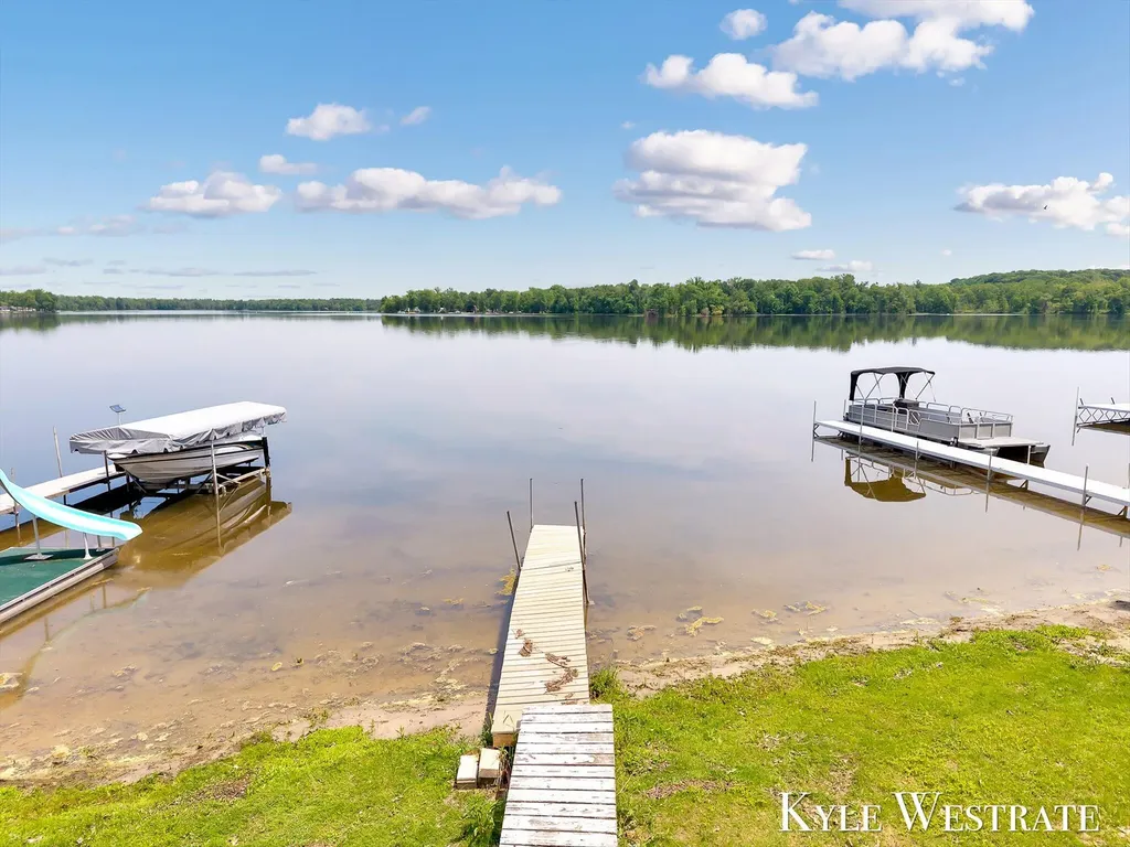 79 Sundago Park Street Hastings Charter Township MI 49058