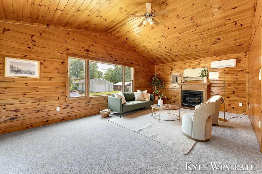 79 Sundago Park Street Hastings Charter Township MI 49058