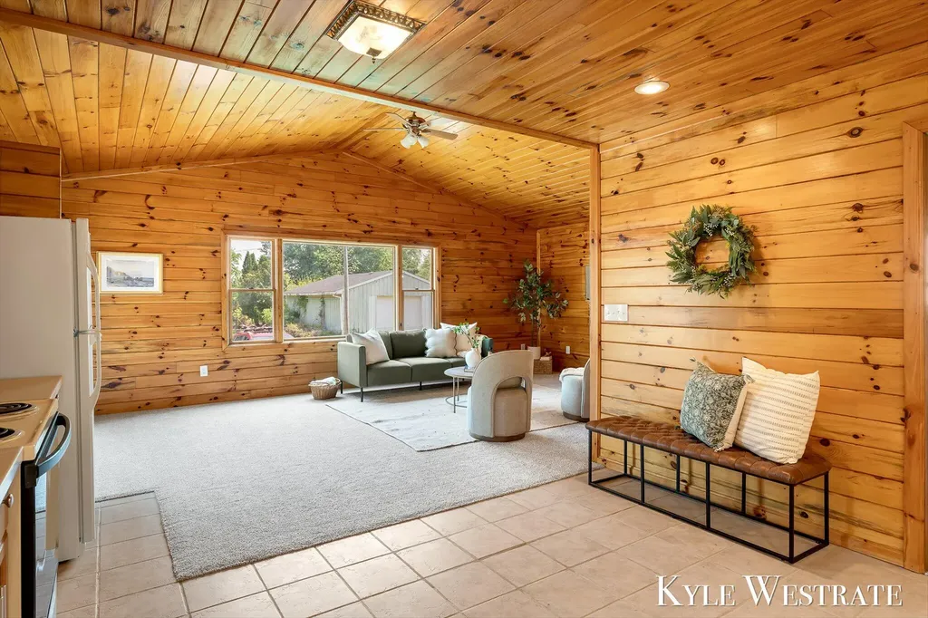 79 Sundago Park Street Hastings Charter Township MI 49058