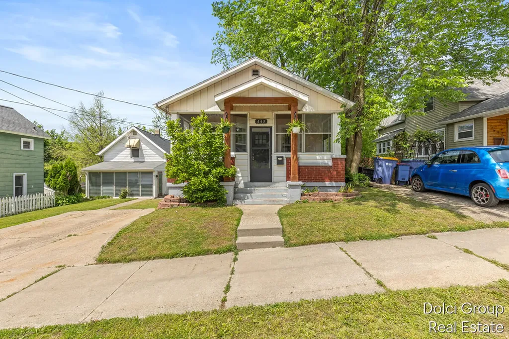443 Cedar Street NE Grand Rapids City MI 49503