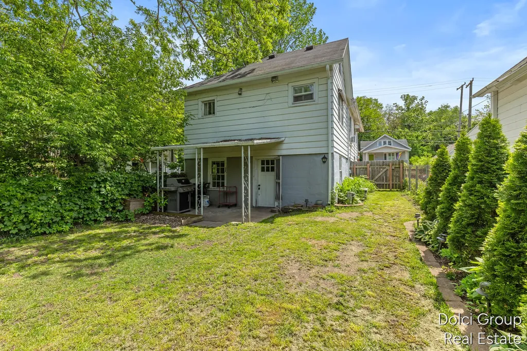 443 Cedar Street NE Grand Rapids City MI 49503